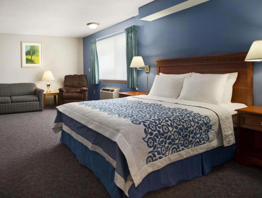 Days Inn By Wyndham Lacey Olympia Area Esterno foto