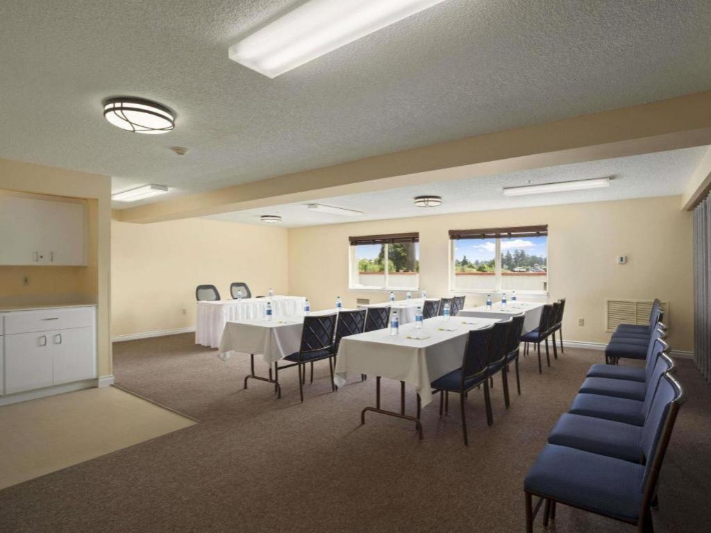 Days Inn By Wyndham Lacey Olympia Area Esterno foto